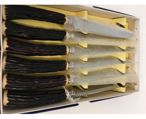 6 Zenith steak knives 