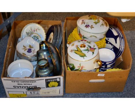 A group of ceramics including Crown Devon lustre wares, Royal Worcester Evesham wares, Royal Doulton etc (two boxes)