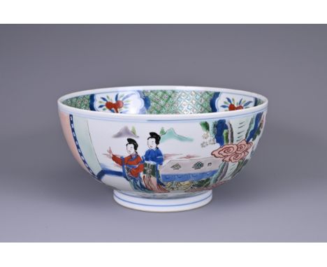 A CHINESE WUCAI PORCELAIN BOWL, CHENGHUA MARK. Rounded body on straight foot decorated in underglaze blue and wucai enamels o