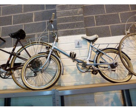 Ladies folding Hercules compact shopper bike 