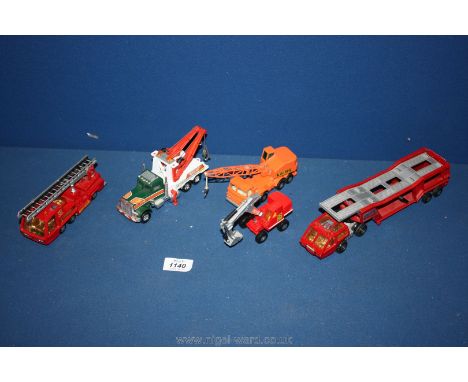 A quantity of Matchbox Super Kings vehicles including K40 Car Transporter, Peterbut recovery truck, K9 fire tender and Scamme