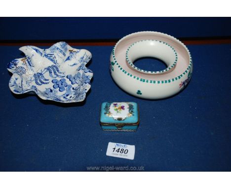 An early 19th c. Pearlware blue and white leaf shape Pickle Dish (as found) 6 1/2" long, circular Poole pottery flower trough