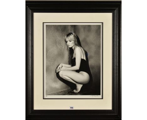 JOHN SWANNELL (BRITISH 1941) 'TWIGGY', a limited edition photographic portrait of the model and actress 1/50, signed tom the 
