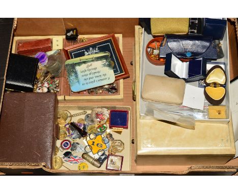 A BOX OF MAINLY COSTUME JEWELLERY, to include brooches, pendants, earrings, sporting badges, a pair of mid 20th century pince