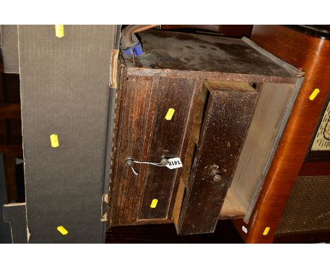 A SMALL EARLY 20TH CENTURY STAINED OAK TOOL CHEST OF FOUR DRAWERS, together with a box of various hand tools including precis