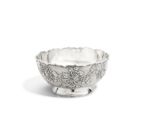 A CHINESE EXPORT SILVER 'FLORAL' BOWLLuen Wo, Shanghai, circa 1900With barbed rim and resting on a splayed foot, decorated in