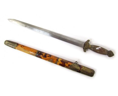 An Oriental type short sword, with tortoiseshell scabbard.