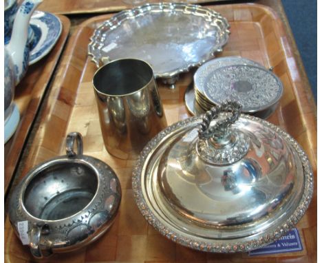 Tray of assorted silver plate to include: piecrust salver, tankard, sucrier, muffin dish and coasters.(B.P. 24% incl. VAT)