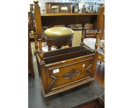 Early 20th century oak book trough and magazine stand. (B.P. 24% incl. VAT)