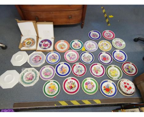 A collection of 26 Chelsea Flower Show porcelain collectors plates by Wedgwood, Royal Doulton, Minton, Aynsley and more, toge