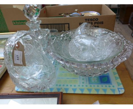 Large selection of cut glassware incl. six brandy balloon drinking glasses, decanter, fruit bowls etc.