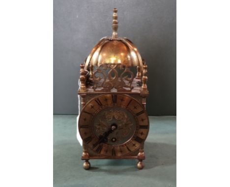 An early 20th century brass lantern clock (26cm).