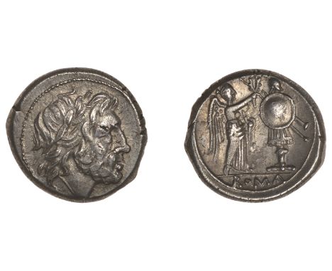 Anonymous, Victoriatus, uncertain mint in Sicily, 211-208, laureate head of Jupiter right, rev. Victory standing right, placi