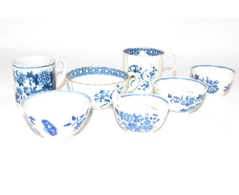Collection of English porcelain tea bowls and saucers, mainly 18th Century Worcester and including a fence pattern coffee can