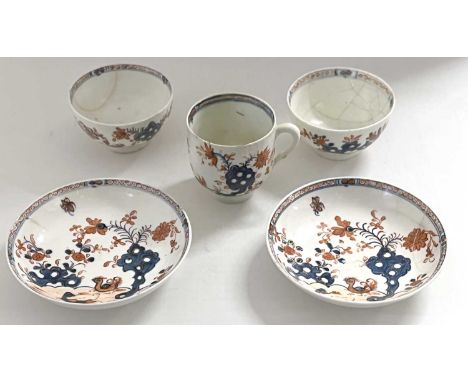 Two Lowestoft porcelain tea bowls and a cup with the two bird pattern together with two saucers (some damage)