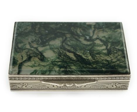 A late 19th/early 20th century Swiss? 935 standard silver snuff box, with moss agate inset cover, 76mm, gross weight 99 grams