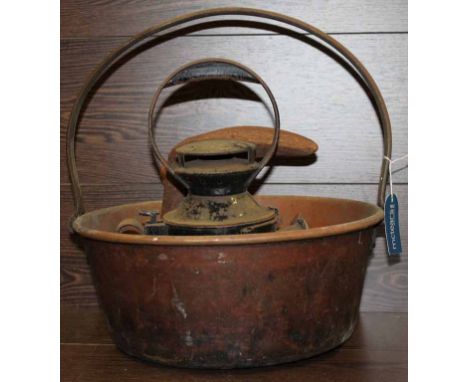 LOT OF COLLECTABLES
including jelly pans, silver plated wares, vintage camera in leather case, railway lantern etc 
Condition