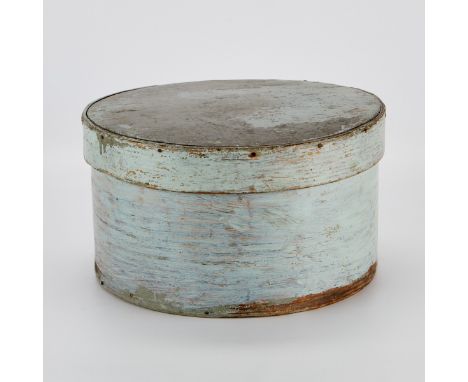 Shaker style bentwood round hat box painted light blue.Height: 8 1/2 in x diameter: 15 1/4 in.