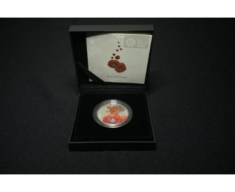 UNITED KINGDOM. ALDERNEY. Elizabeth II, 1952-2022. Silver 5 Pounds, 2014. Royal Mint. Proof. Remembrance Day 2014; For the Fa