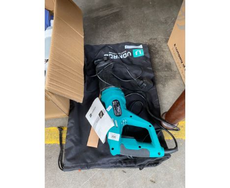 Vonroc electric Saw. Comes with manual, blades and bag. 