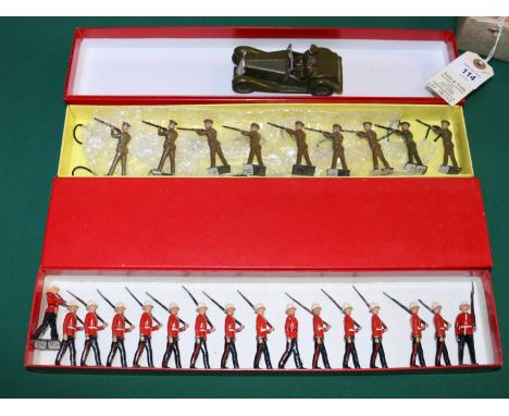 Britains lead soldiers from the 1930s, 16 Canadian light infantry dressed in red tunic with black trousers and light blue fac