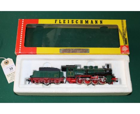 A Fleischmann HO gauge 0-8-0 Tender Locomotive, RN 4537 Hannover (4147). In green and red livery. Boxed minor/some wear. Cont