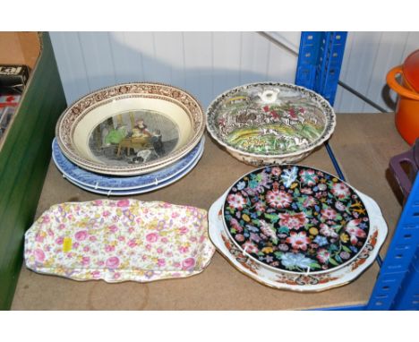 A Chinese floral decorated plate; various other decorative china to include Cries of London bowls; Spode blue and white plate