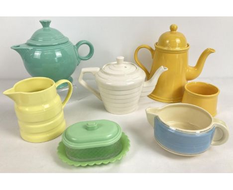 A collection of vintage ceramic tea ware to include matching yellow Arthur Woods teapot &amp; sugar bowl. Lot also includes W