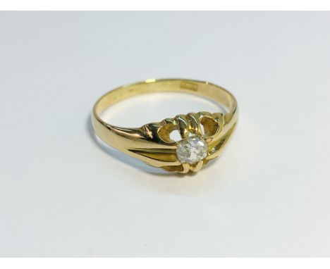 A Victorian Gypsy Set Diamond Ring with 18ct Yellow Gold Shank. The ring has an old cut diamond, with an estimated carat weig