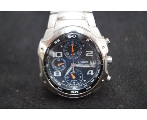 Loris Chronograph Wristwatch
