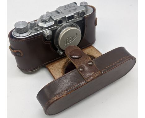 A cased Leica Ernst Leitz Wetzlar D.R.P. No.173479, IIIa, 1935, with a Leitz Elmar f=5cm 1:3,5 lens