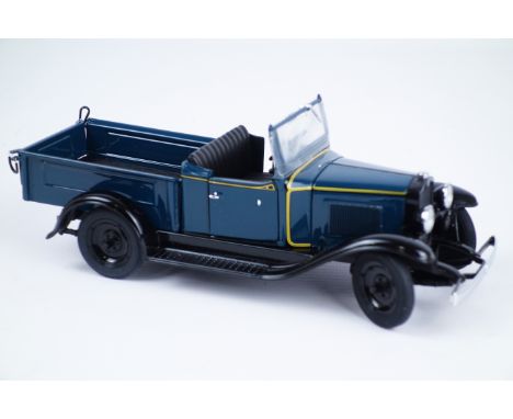 Danbury Mint diecast model - 1931 Chevrolet Roadster Pickup, with certificate and box 