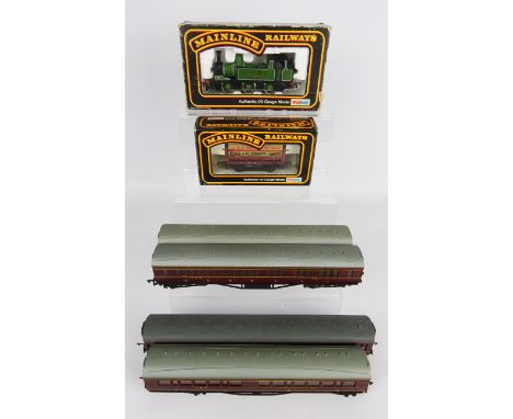 Mainline 00 gauge LNER green 0-6-0, J72 tank engine 581, boxed 37-054 and Mainline 00 gauge Benzol tanker, 37177, boxed (2) a