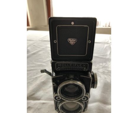 FRANKE & HEIDECKE Rolliflex TLRPlanar F28/80mm #368108 lens2430051With light meter 