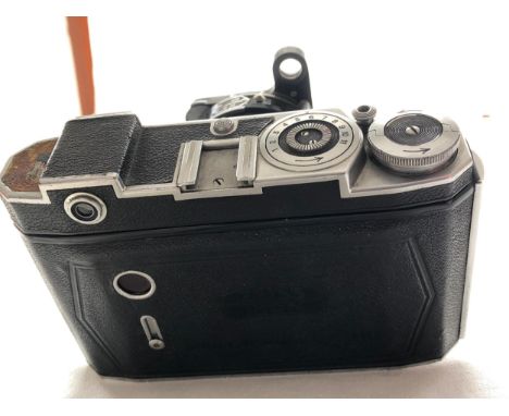 ZEISS IKON Super Ikonta 532/16Tessar F2.8/8cm #1932478 lensSmall leather patch gone from top left 