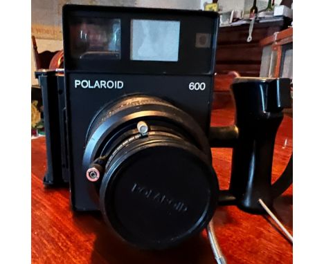 POLAROID 600 low production levelMamiya lens 