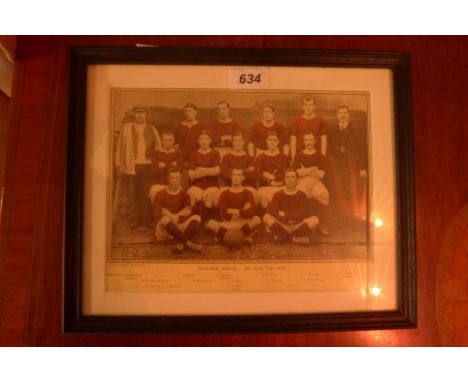 A printed photograph of the Woolwich Arsenal team 1905/6 together with 17 1960's Arsenal home programmes 