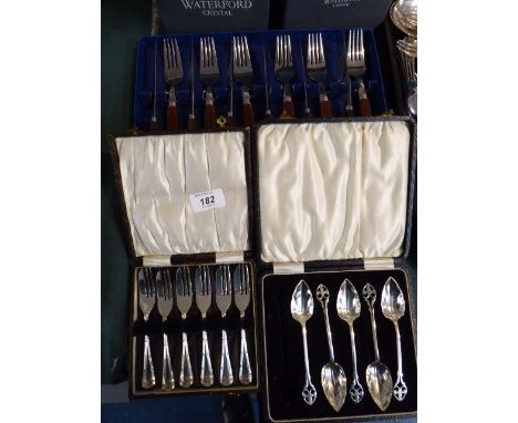 A Vintage Steak Knife and Fork Set, Cased Set of Teaspoons and Cake Forks 