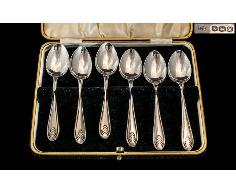 Art Deco Period Boxed Set of Six ( 6 ) Sterling Silver Teaspoons, All In Excellent Condition. Marker E. Viner. Hallmark Sheff