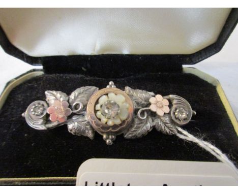 Art Nouveau silver (Birmingham mark), Mother-of-pearl & gold brooch