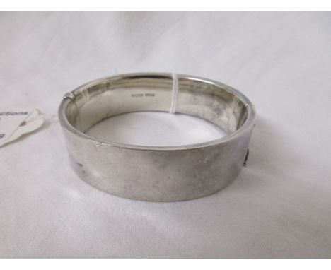 Silver engraved bangle