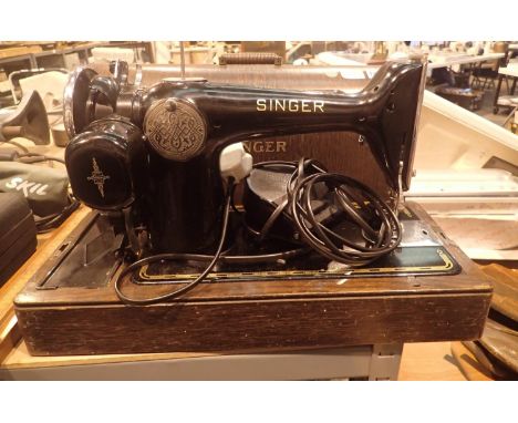 Singer electric 201K potted motor type sewing machine. Not available for in-house P&amp;P, contact Paul O'Hea at Mailboxes on