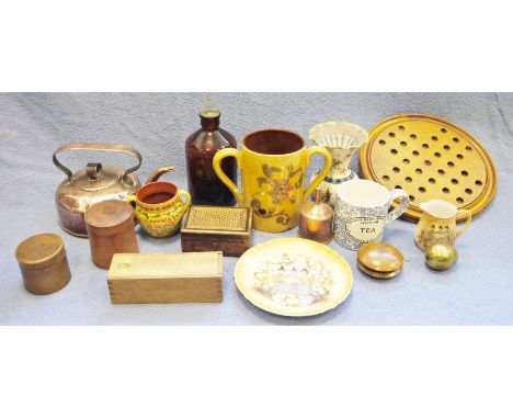 Copper teapot, an Allervale pottery vase, a small quantity of small wooden boxes&nbsp;and assorted china, glassware and treen