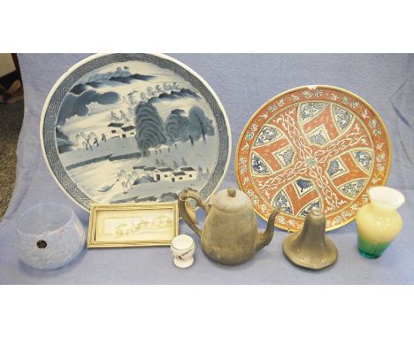 Quantity of Wedgwood 'Lavender' china to include soup bowls, side plates, a quantity of Copeland Spode&nbsp;'Chinese Rose' pl