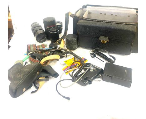 Selection of camera lenses some cased to include Takumar Formula 5 Gold Crown Macro Zoom, Prinzflex Auto Reflex No.691332, Su
