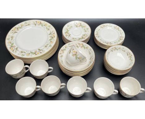 Large Royal Doulton Dinner and tea service. 'Clairmont' T.C. 1033. 