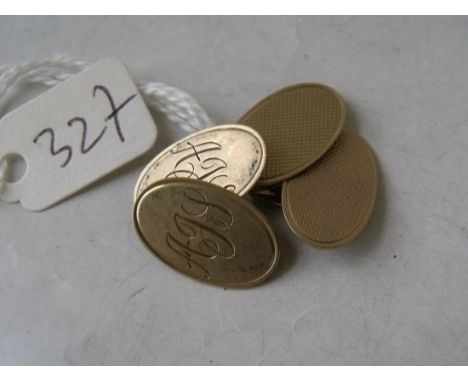 Pair 9ct oval cufflinks 2.8g      