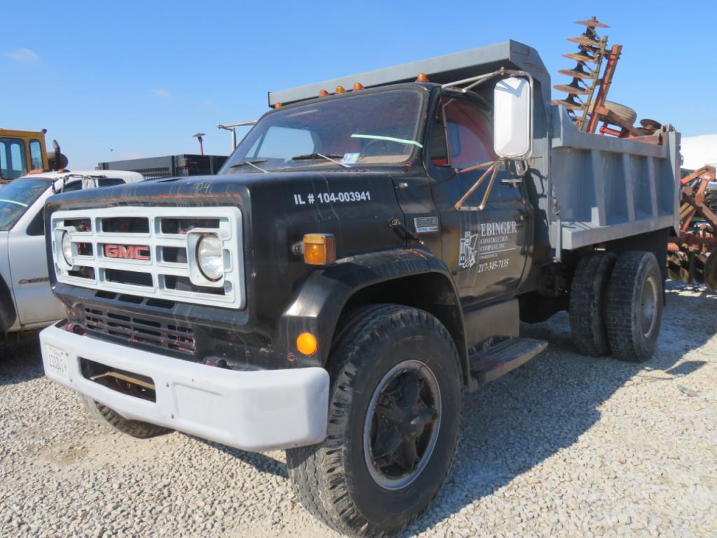 2 ton dump truck w/10ft bed(title)