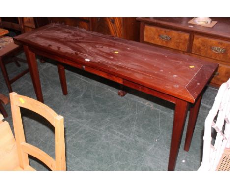 A modern mahogany console table, 78 cm high x 150 cm wide x 45 cm deep 