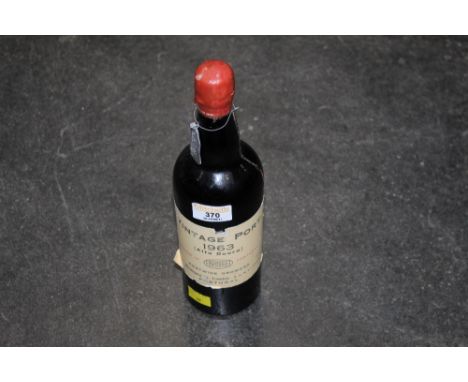 A 1963 bottle of vintage port by S.V. Borges